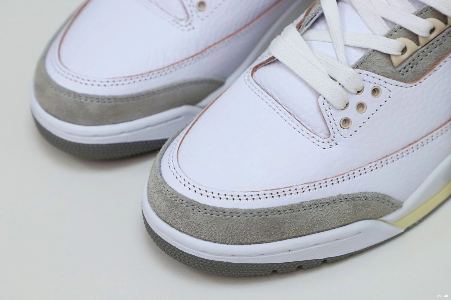 MANIÉRE JORDAN WMNS 3 X AIR 0811